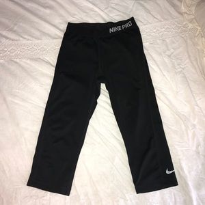 Nike Pro Cropped Leggings